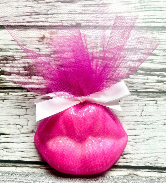 Sugar Lips Bath Bomb